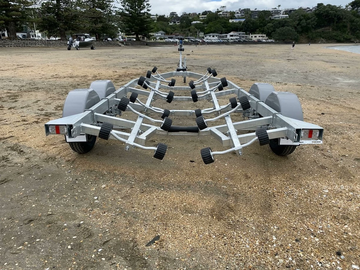 TTS640T – 6.4m Tandem Axle Boat Trailer