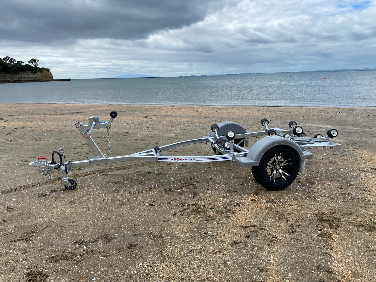 Premium 4.6m Boat Trailer with Wobble Rollers – Fully Galvanised | TS460