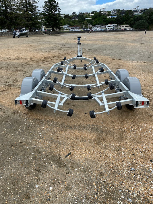 TTS640TB – 6.4m Tandem Axle Boat Trailer | Stainless Steel Brakes